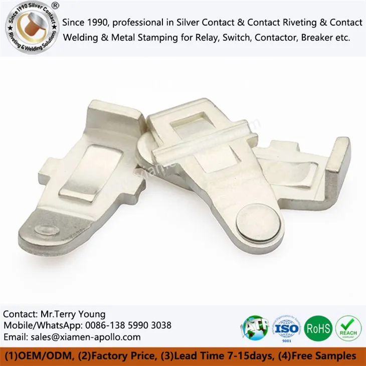 Чиста сребрна плоча у мировању у дие за прекидач